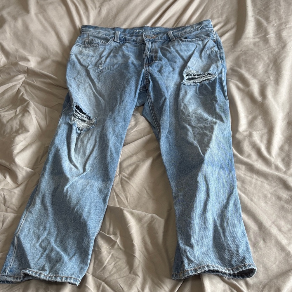 Old Navy High-Rise Slouchy Straight Light Blue Jeans with Distressed Knee
